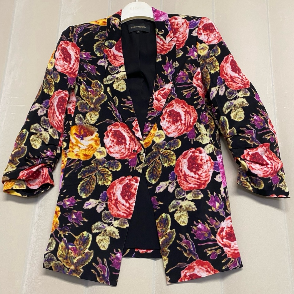 Kobi Halperin Women’s Blazer Jacket XS 100% Silk Floral Feminine Designer Luxury